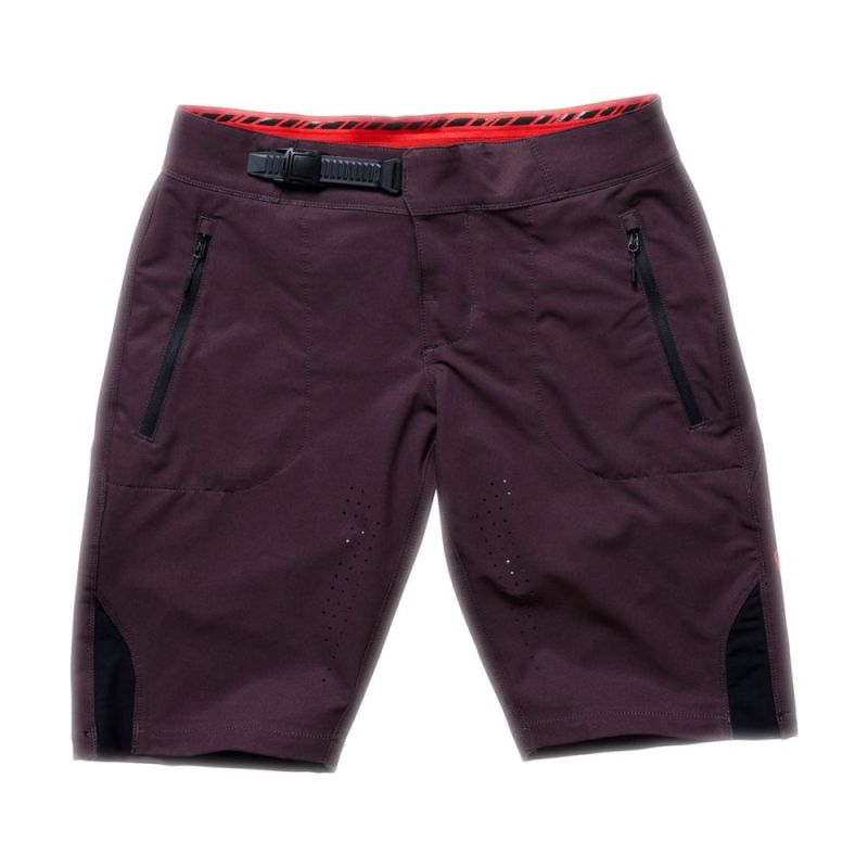 W Lilium Pro Short